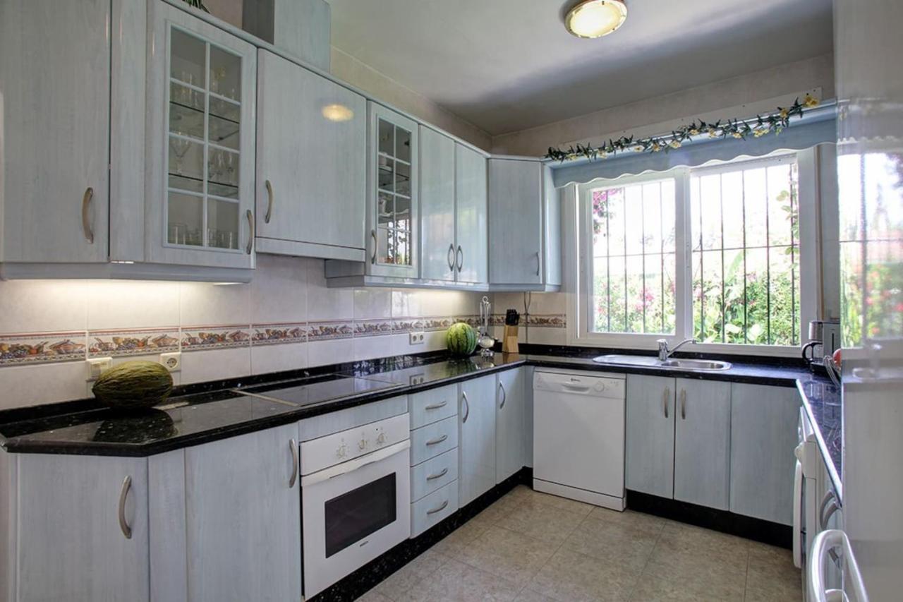 Villa Beautiful La Caracola Heated Pool Puerto Banus Marbella